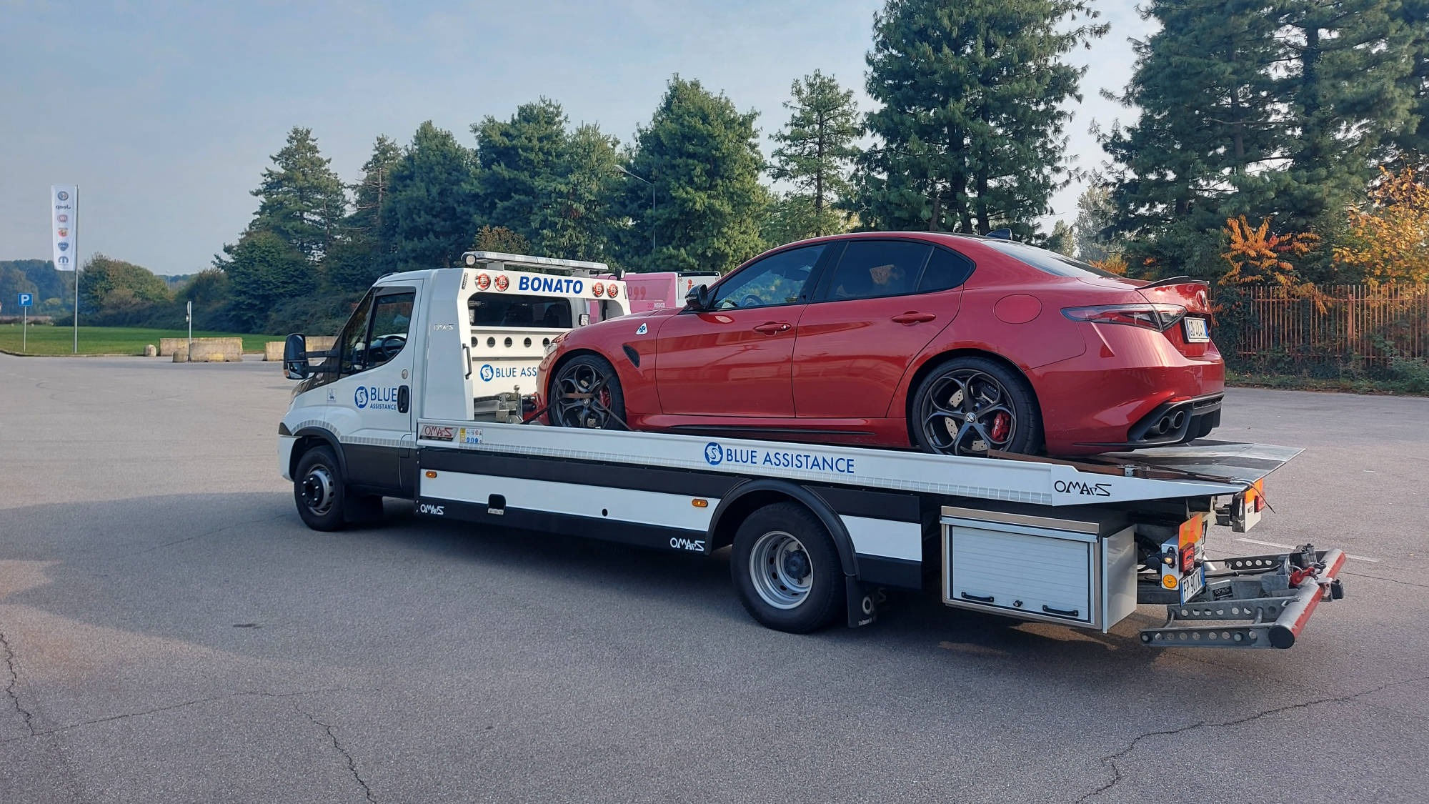Soccorso Stradale auto Traino Furgone